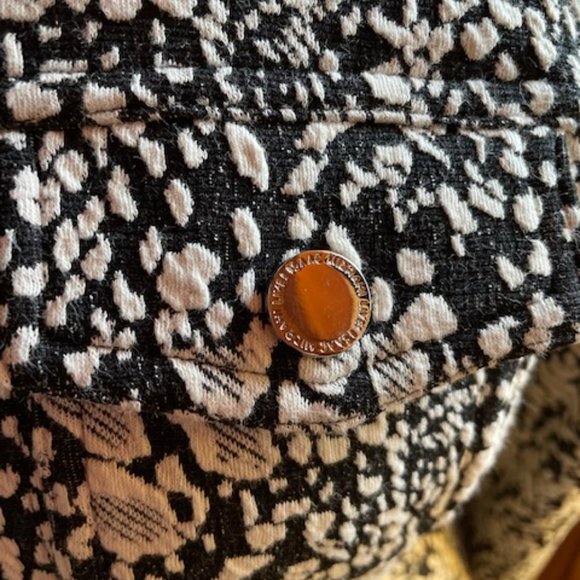 ISAAC MIZRAHI LIVE! Black and Cream Leopard Jacquard Knit Jacket – S - Picture 11 of 12